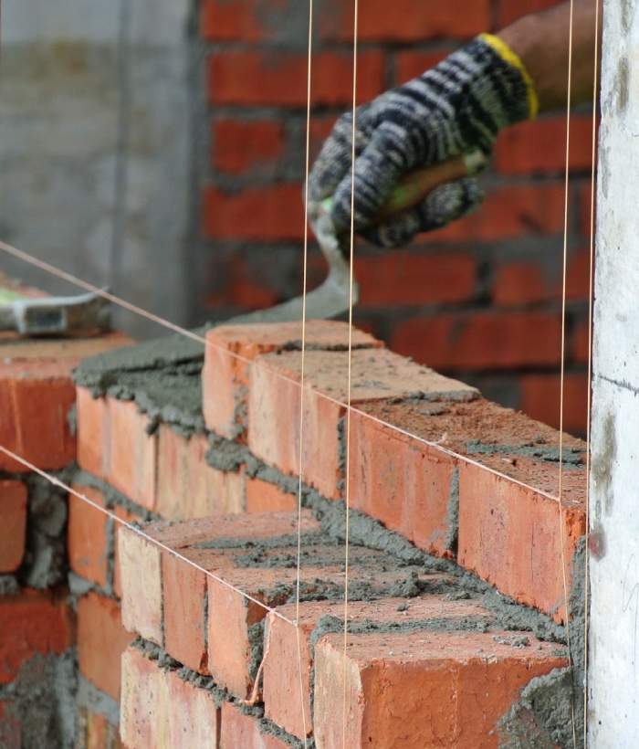 Montage mur en briques